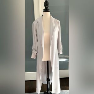 Aritzia Babaton Kahlo Robe -XS Bone Colour